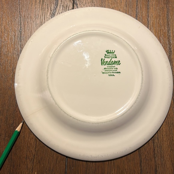 Vintage Brown Transferware 10 inch Plate by Vendome Royal China Mum Pattern - Picture 13 of 13